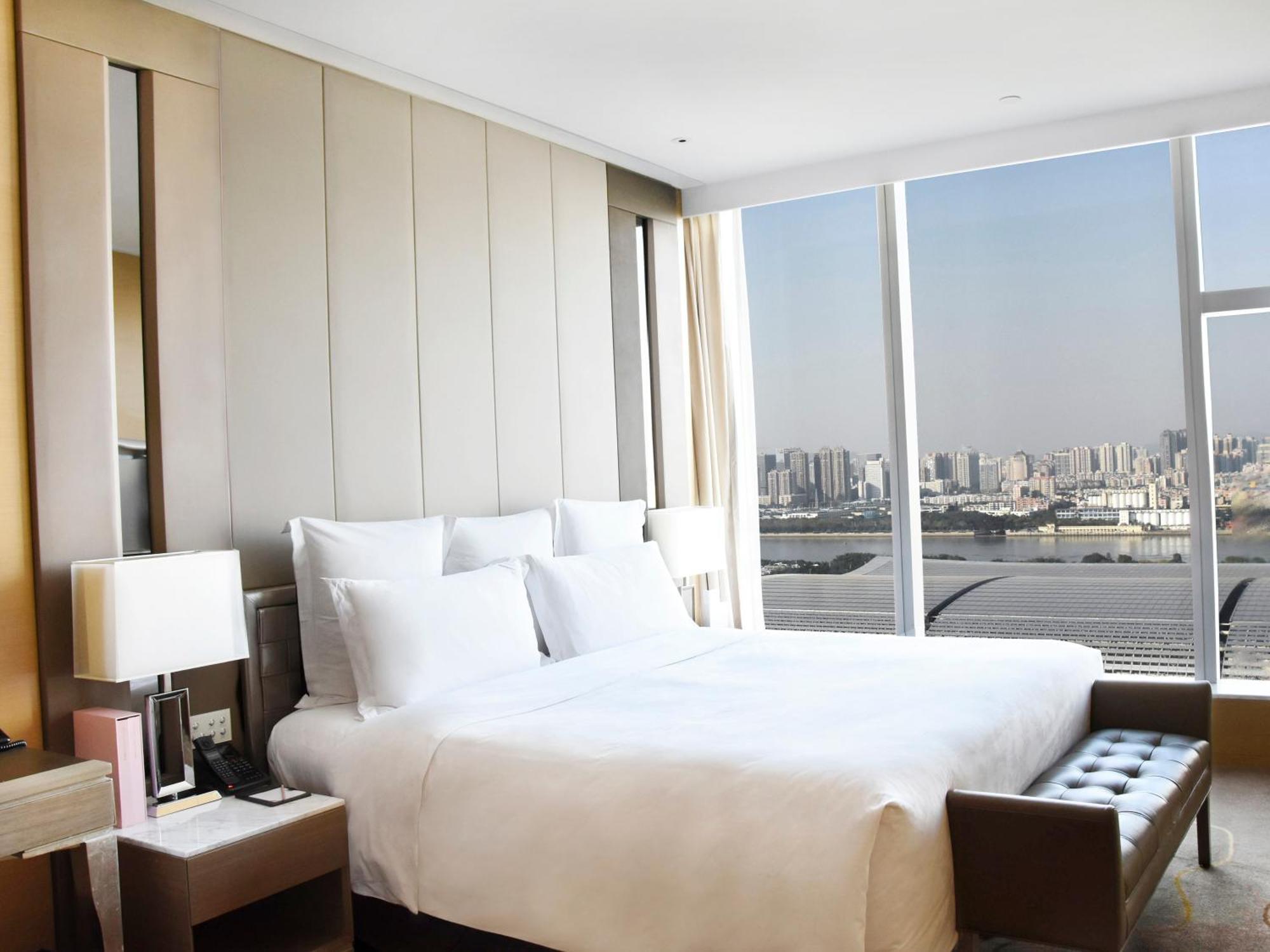 酒店 Langham Place - Walking Distance To Fair & Overseas Buyers Registration Service 广州