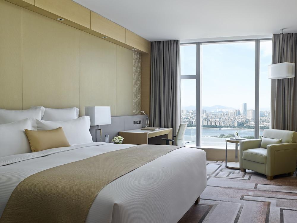 Langham Place - Walking Distance To Fair & Overseas Buyers Registration Service 5* 广州