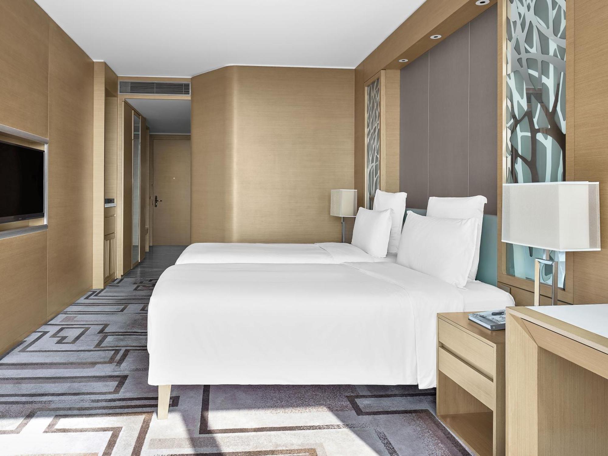 Langham Place - Walking Distance To Fair & Overseas Buyers Registration Service Гуанчжоу